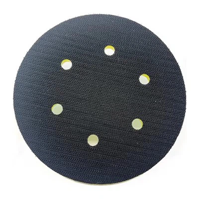 Могат ли овалните залепващи кукички и примки да се използват върху картон?